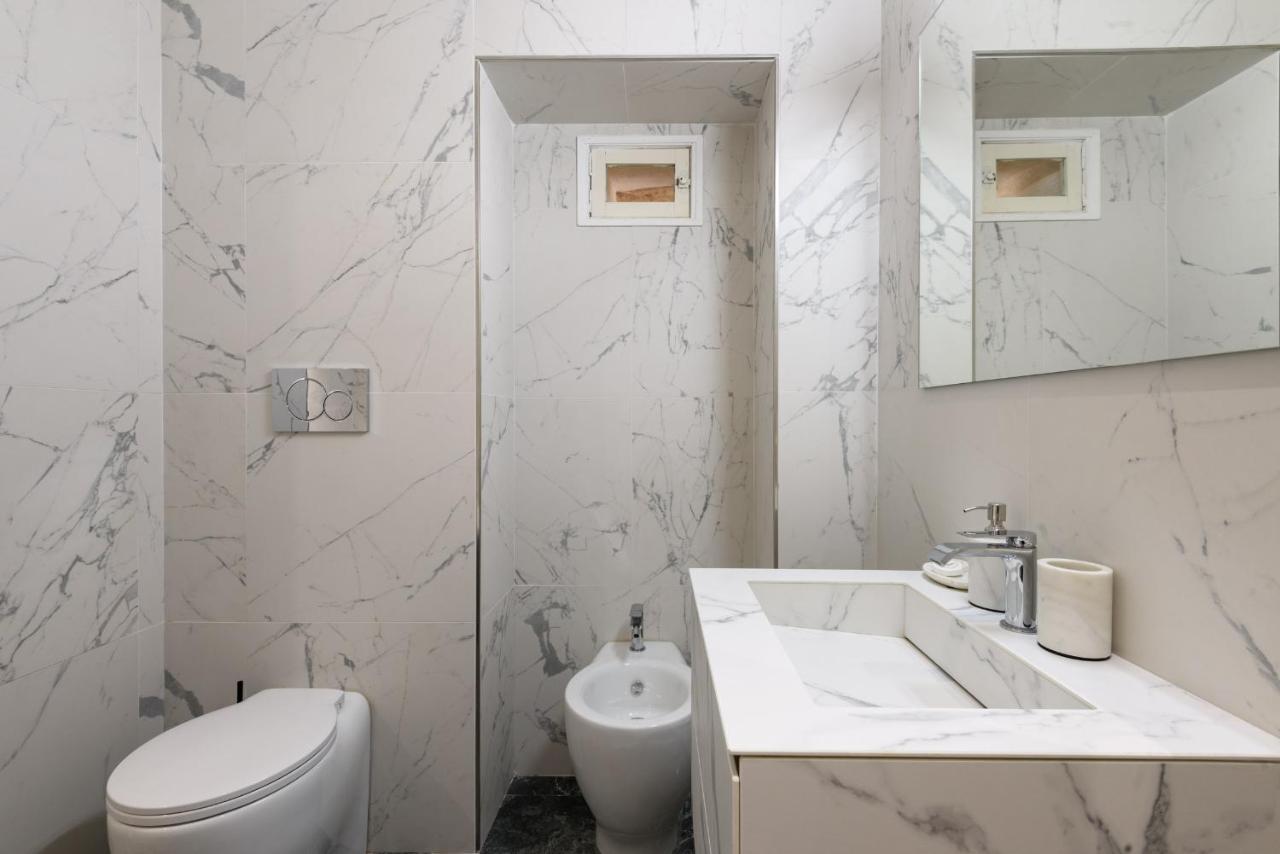 Domus Nannini Spa - L' Arco Di Matteotti Siena Bagian luar foto