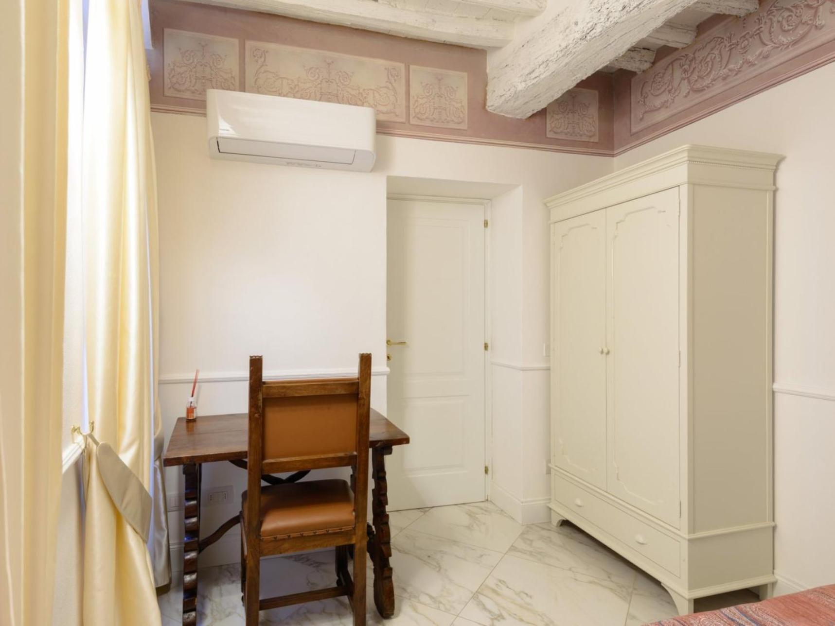 Domus Nannini Spa - L' Arco Di Matteotti Siena Bagian luar foto