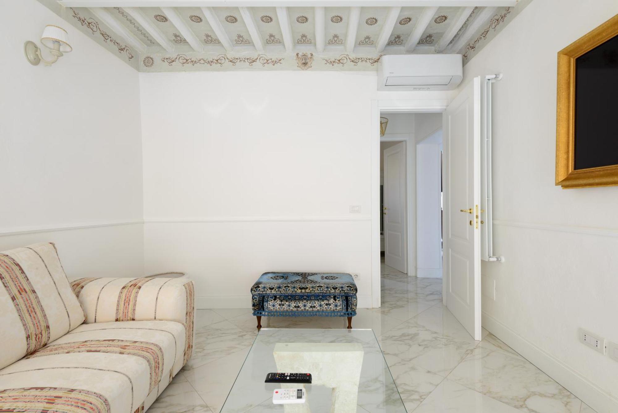 Domus Nannini Spa - L' Arco Di Matteotti Siena Bagian luar foto