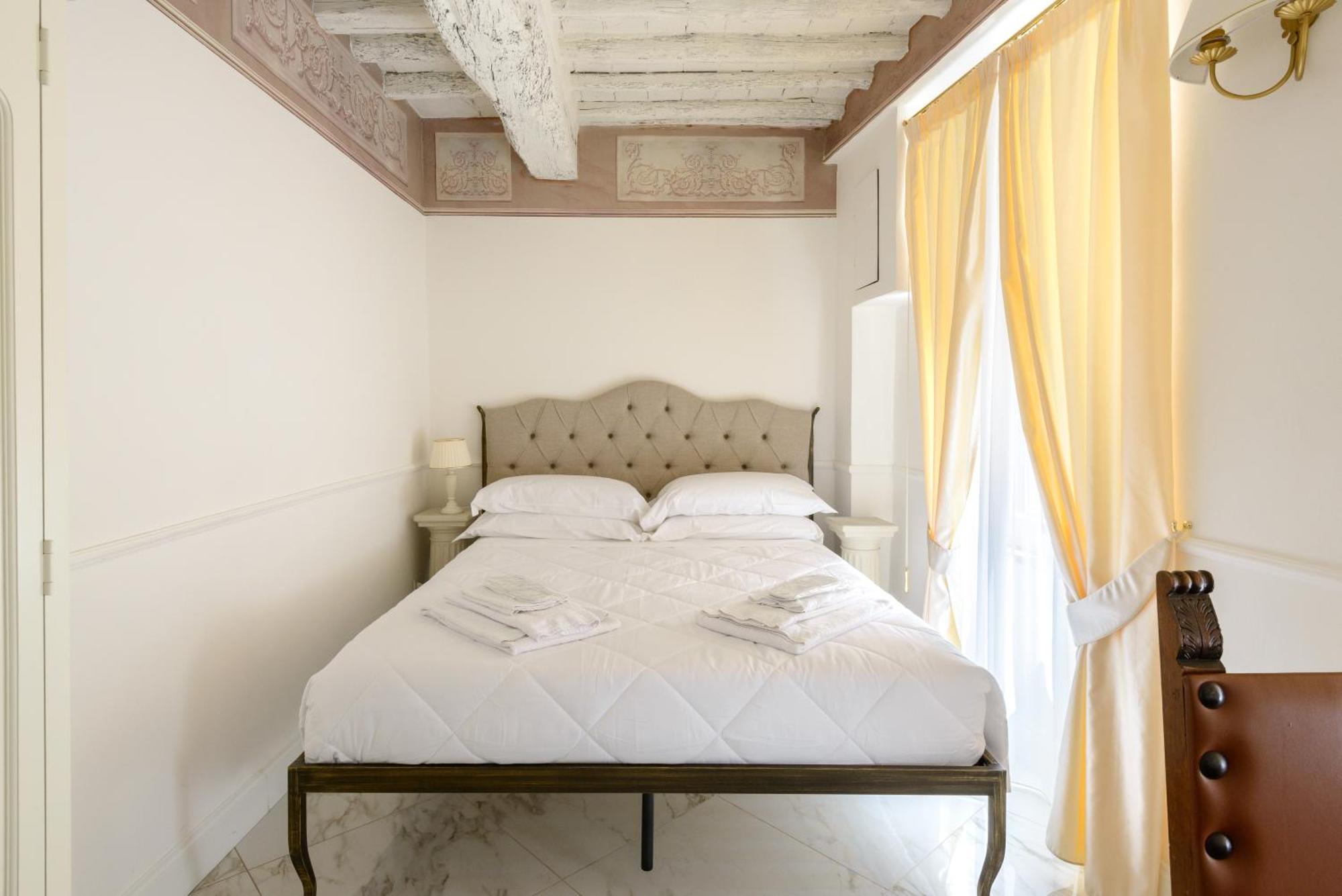 Domus Nannini Spa - L' Arco Di Matteotti Siena Bagian luar foto
